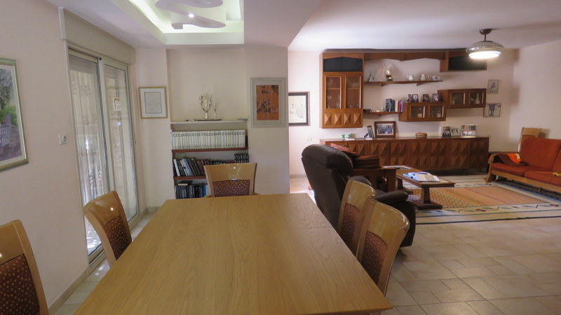 229c5ffd7b_cohen-yoel.jpg