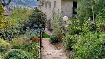 דו משפחתי 8 חדרים בשכונת רמות בירושלים - דרך החורש